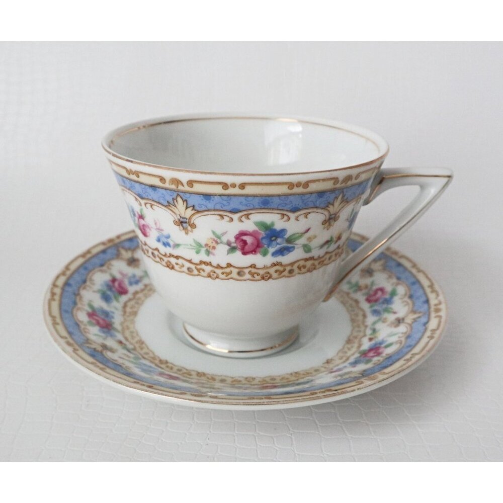 Tea Cup and Saucer Saucer Vintage Teacup and Saucer Clare Bone China Blue Floral - Picture 2 of 5